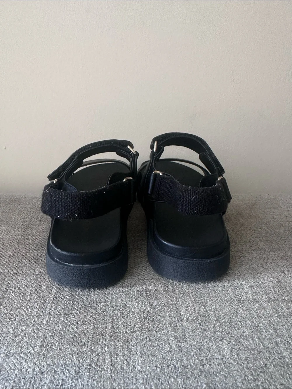 Steve Madden Black Sandals